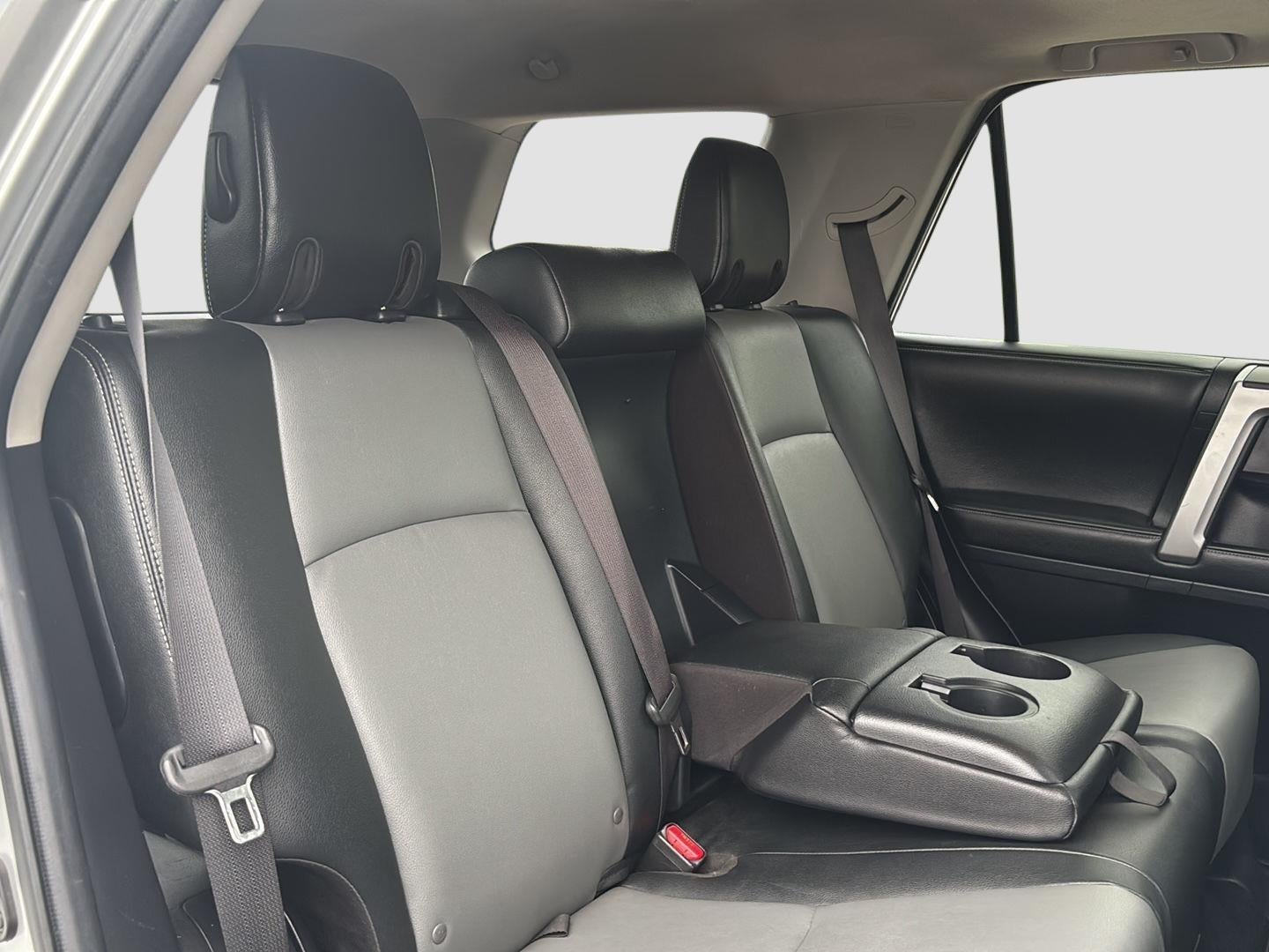 2015 Toyota 4 RUNNER Base