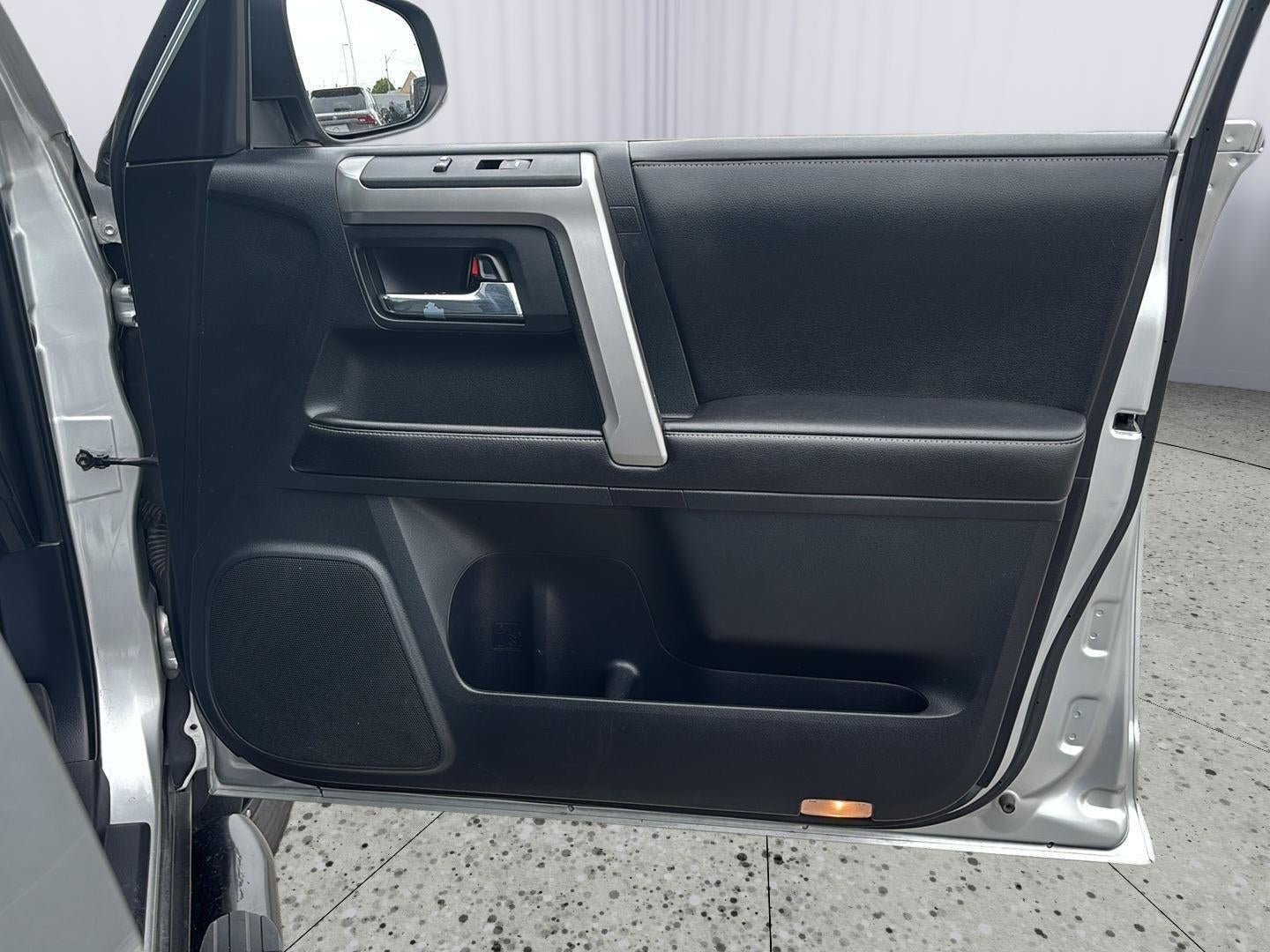 2015 Toyota 4 RUNNER Base