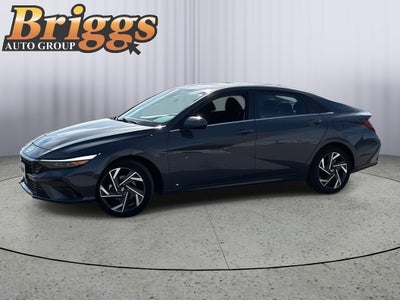2025 Hyundai ELANTRA SEL