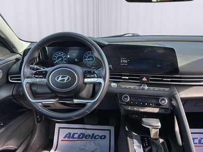 2025 Hyundai ELANTRA SEL