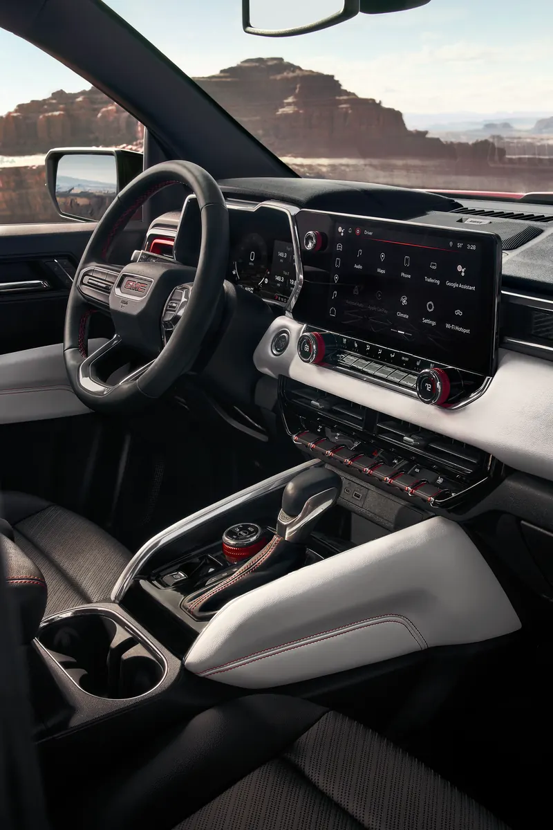 2026 GMC Canyon infotainment system at Briggs Buick GMC in Manhattan KS
