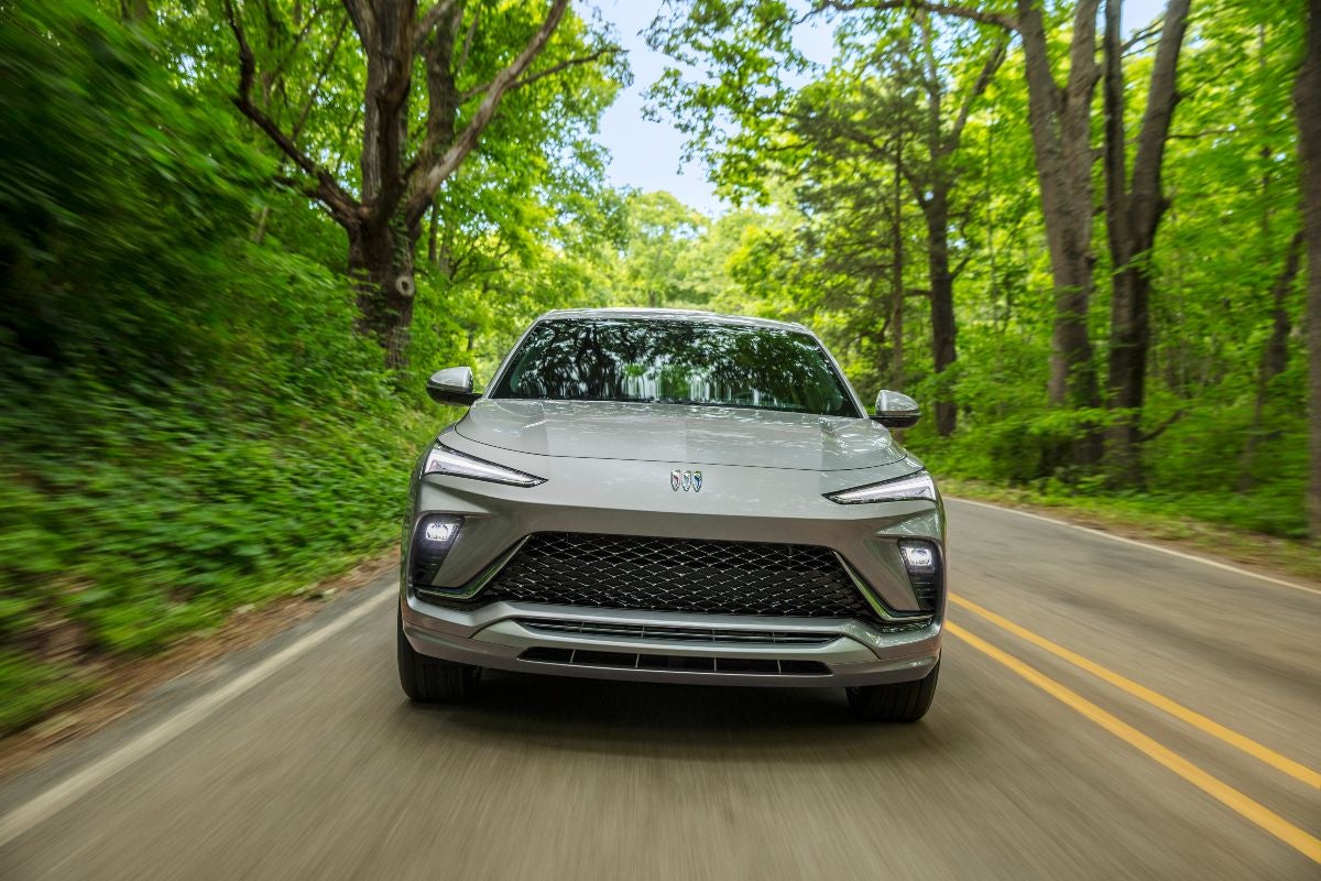 2024 Buick Envista Avenir Exterior Front Fascia