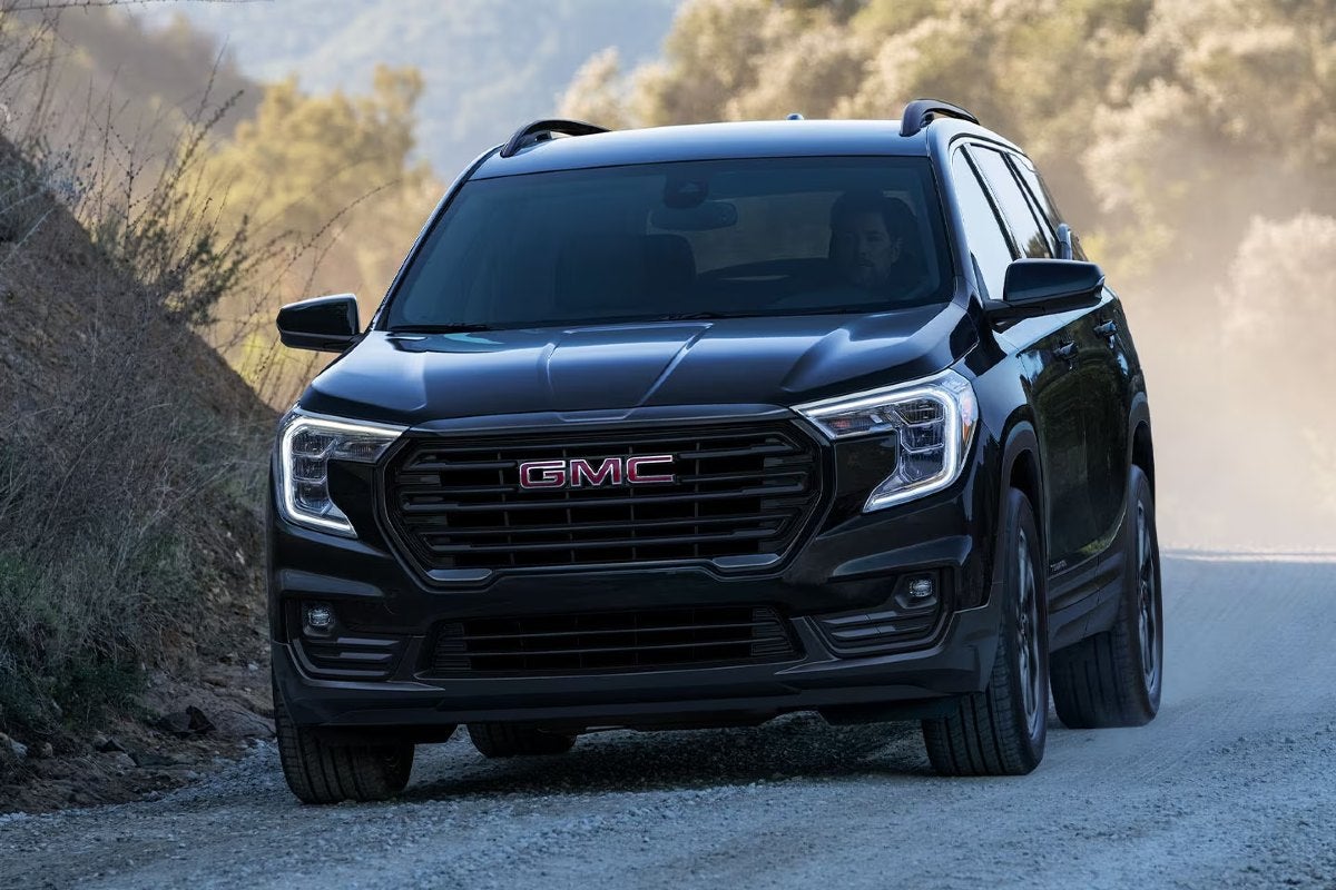 2024 GMC Terrain Exterior Driver Side Front Angle